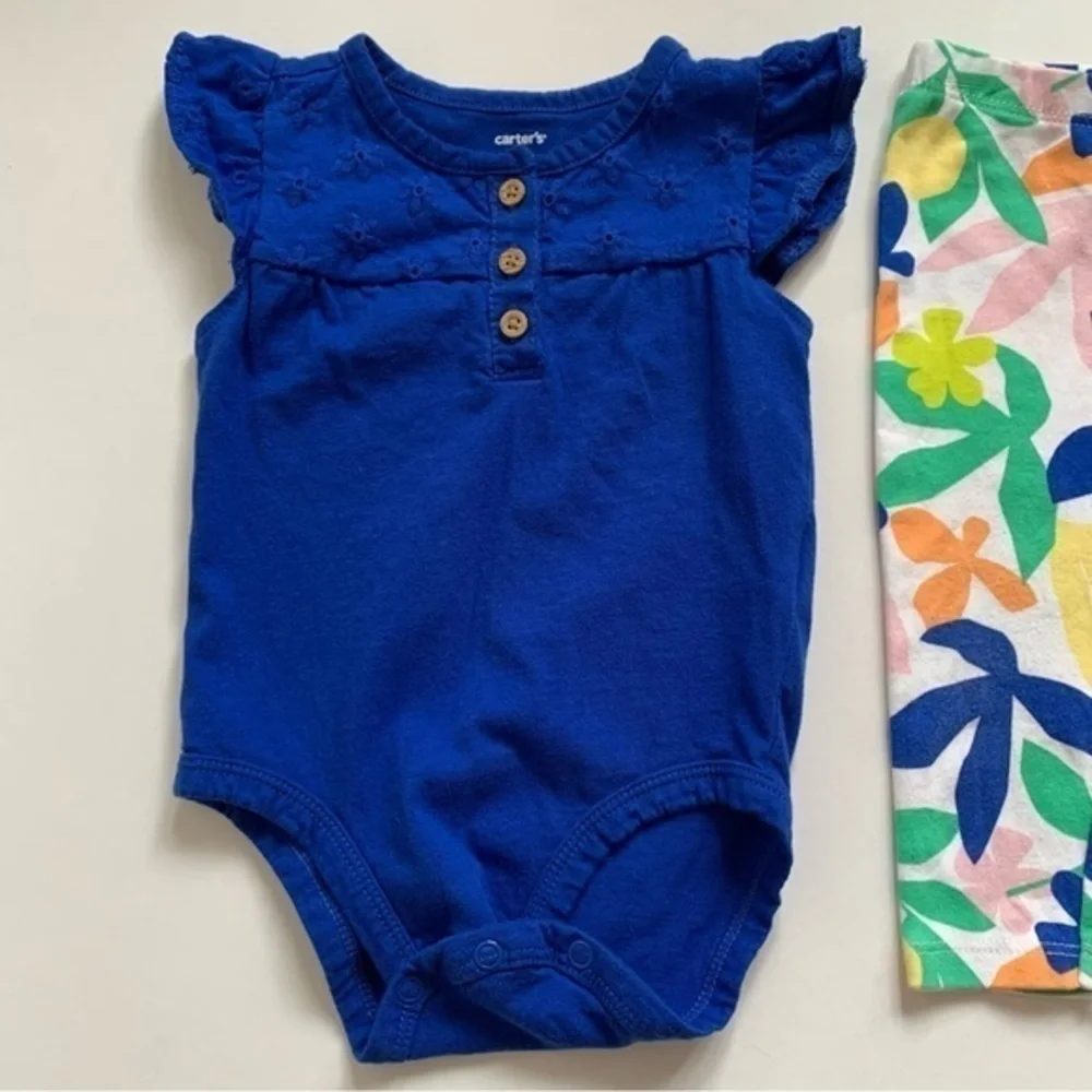 NFS.  carters baby girl matching 2 piece set size 9 months
